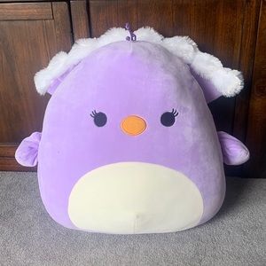 Trying to get rid of Squishmellow collection!!